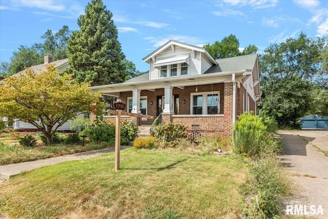 $169,900 | 1711 South 5th Street, Springfield, IL 62703