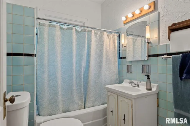 $169,900 | 1711 South 5th Street, Springfield, IL 62703