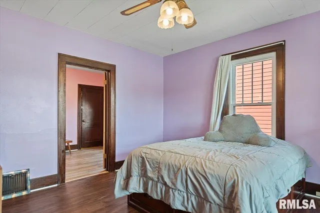 $169,900 | 1711 South 5th Street, Springfield, IL 62703