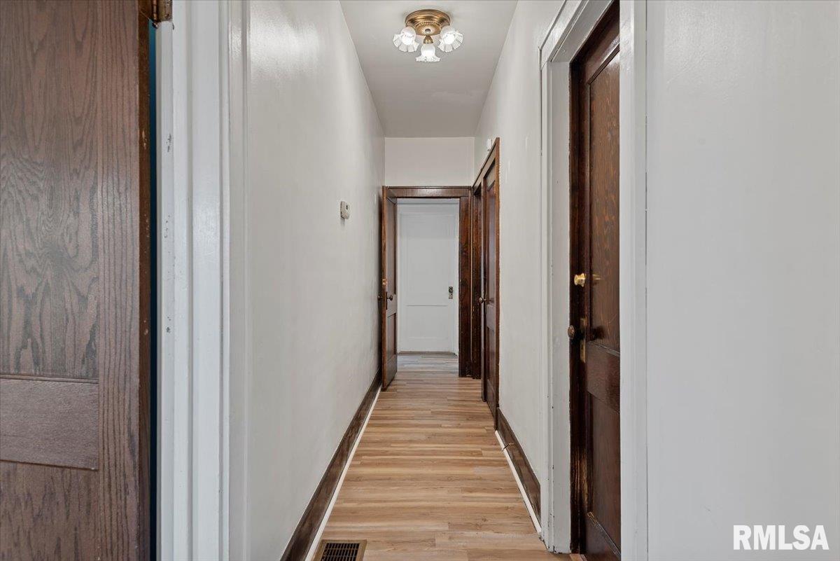 1711 South 5th Street Springfield, IL 62703 - Photo 23 of 40