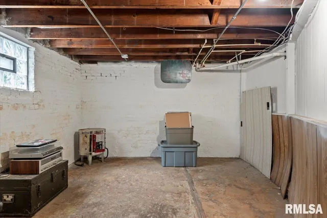 $169,900 | 1711 South 5th Street, Springfield, IL 62703