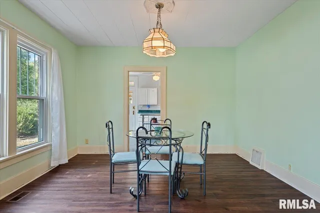 $169,900 | 1711 South 5th Street, Springfield, IL 62703