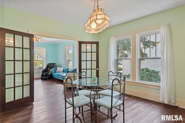 $169,900 | 1711 South 5th Street, Springfield, IL 62703