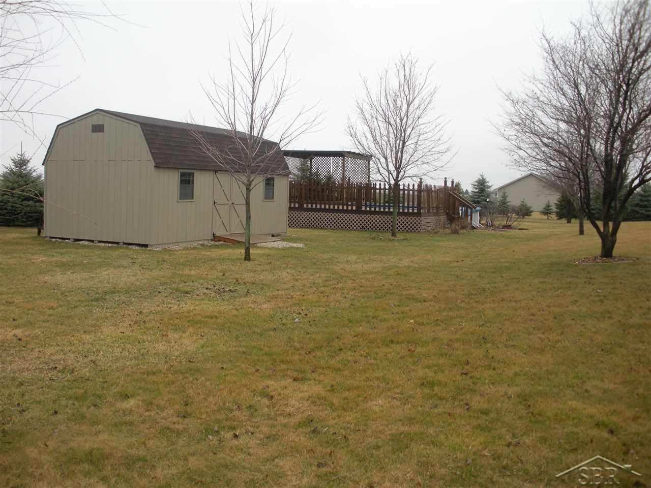 9293 Waterman Road Frankenmuth, MI 48734 - Photo 41 of 50 31316056-40.JPG