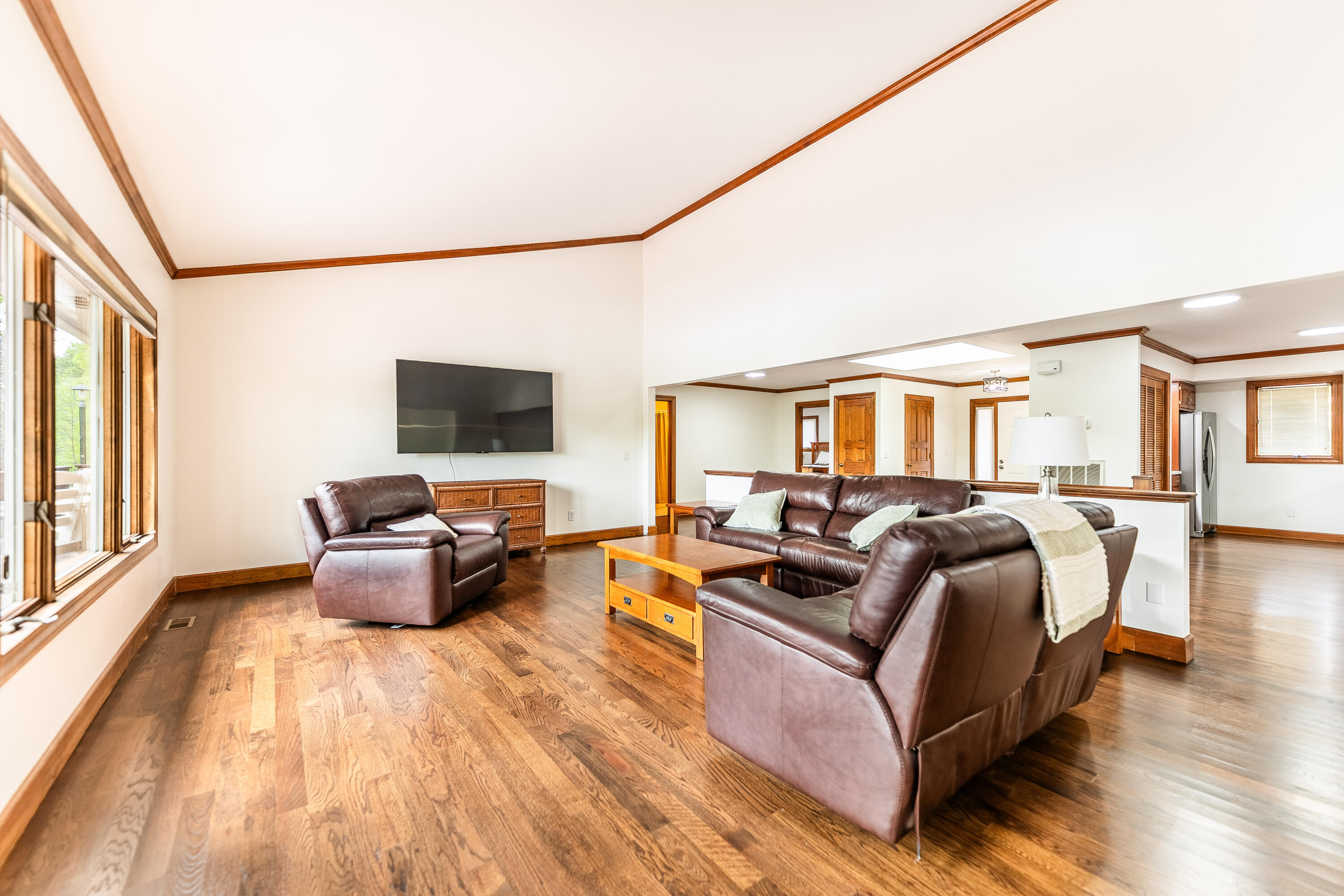 415 Santee Drive Santee, SC 29142 - Photo 7 of 39 Living Room