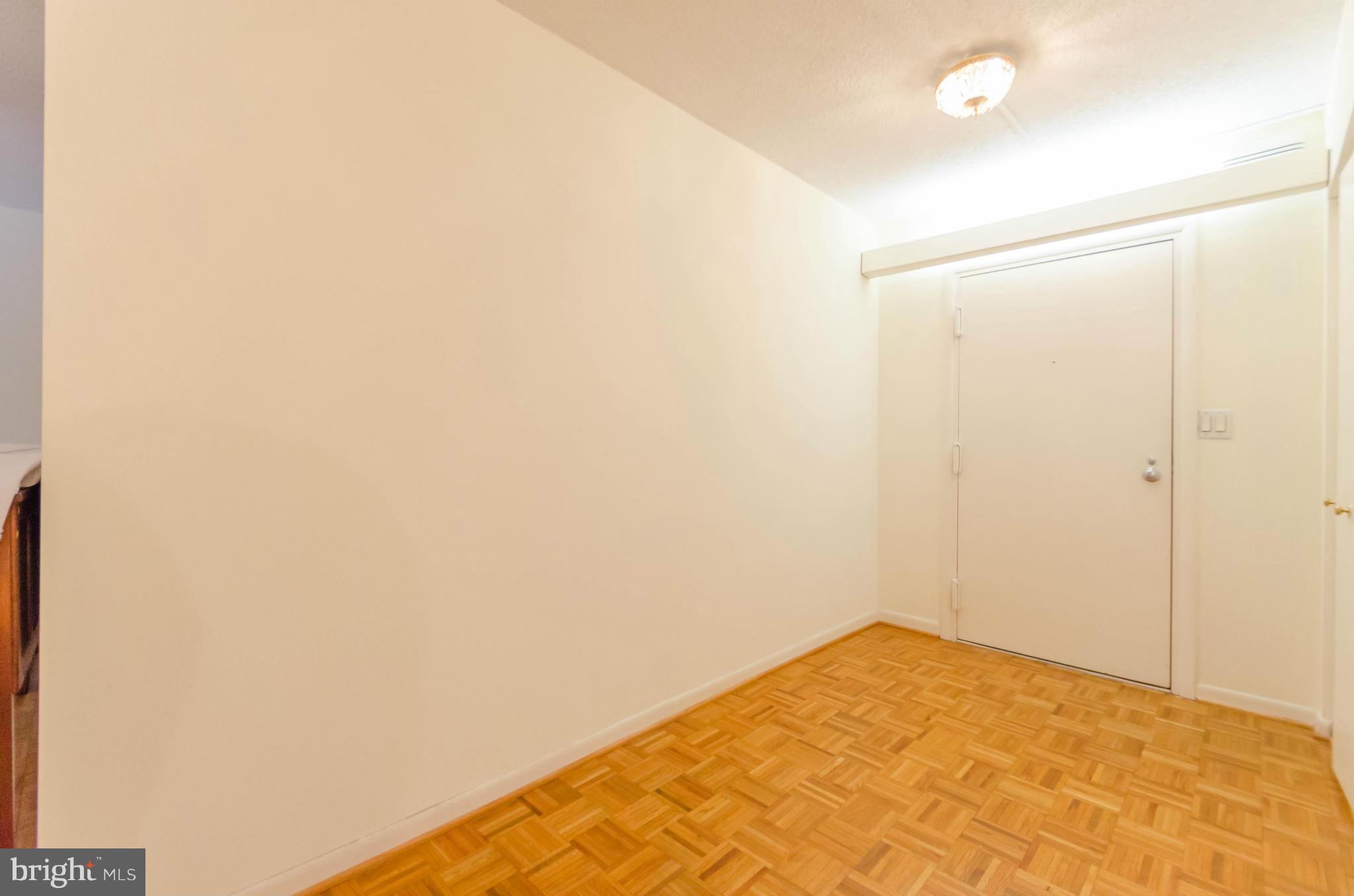 111 Hamlet Hill Road, Unit 606 Baltimore, MD 21210 - Photo 3 of 22 a view of empty room