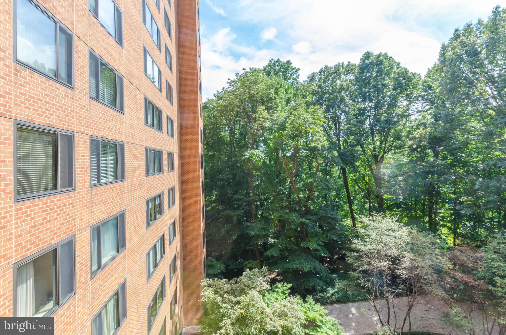 111 Hamlet Hill Road, Unit 606 Baltimore, MD 21210 - Photo 22 of 22 a view of a building