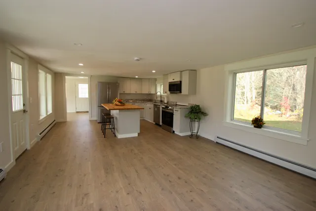 $425,000 | 125 Barre Hill Road, Plainfield, VT 05667