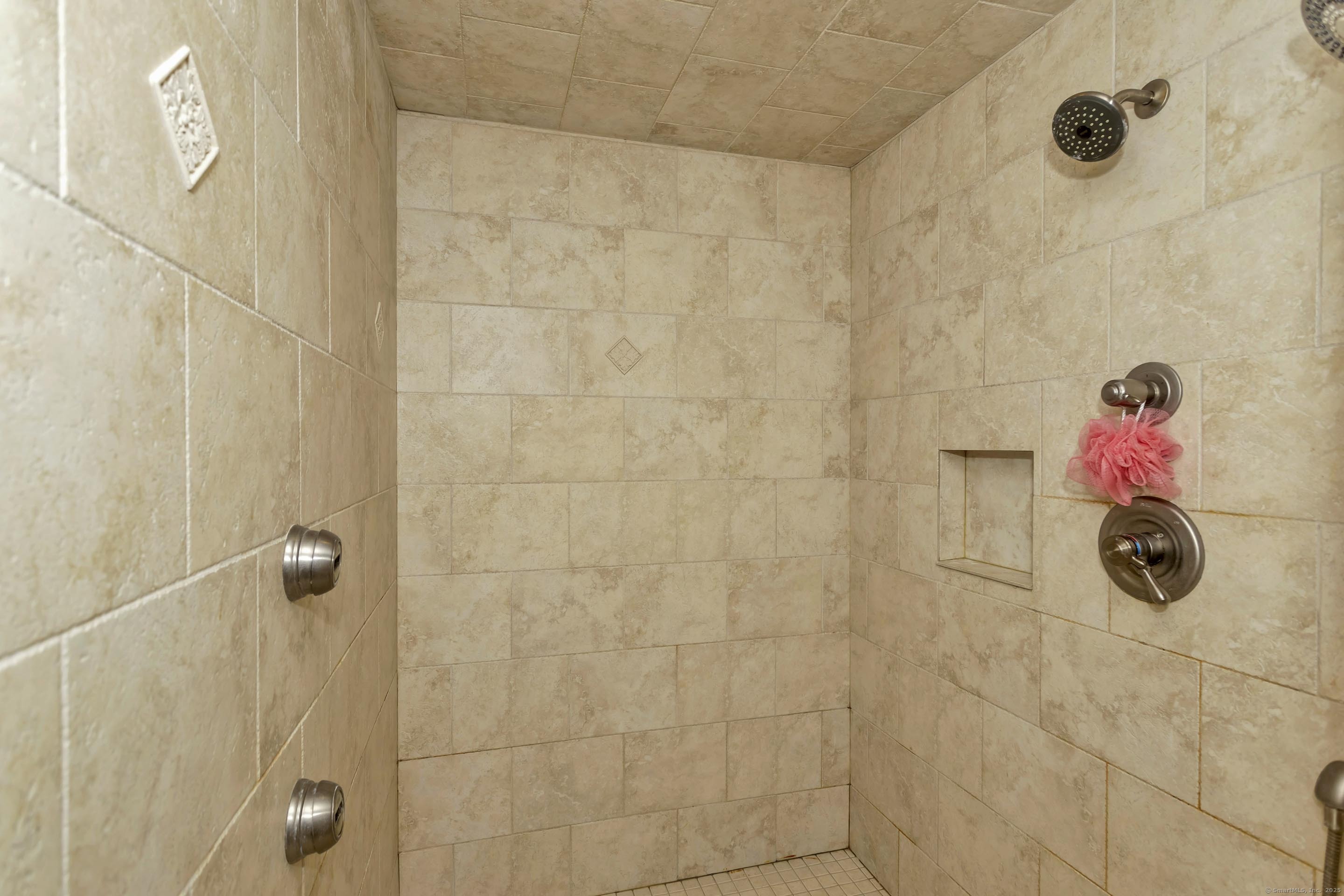 57 Kildeer Lane Suffield, CT 06078 - Photo 31 of 37 a bathroom with a shower