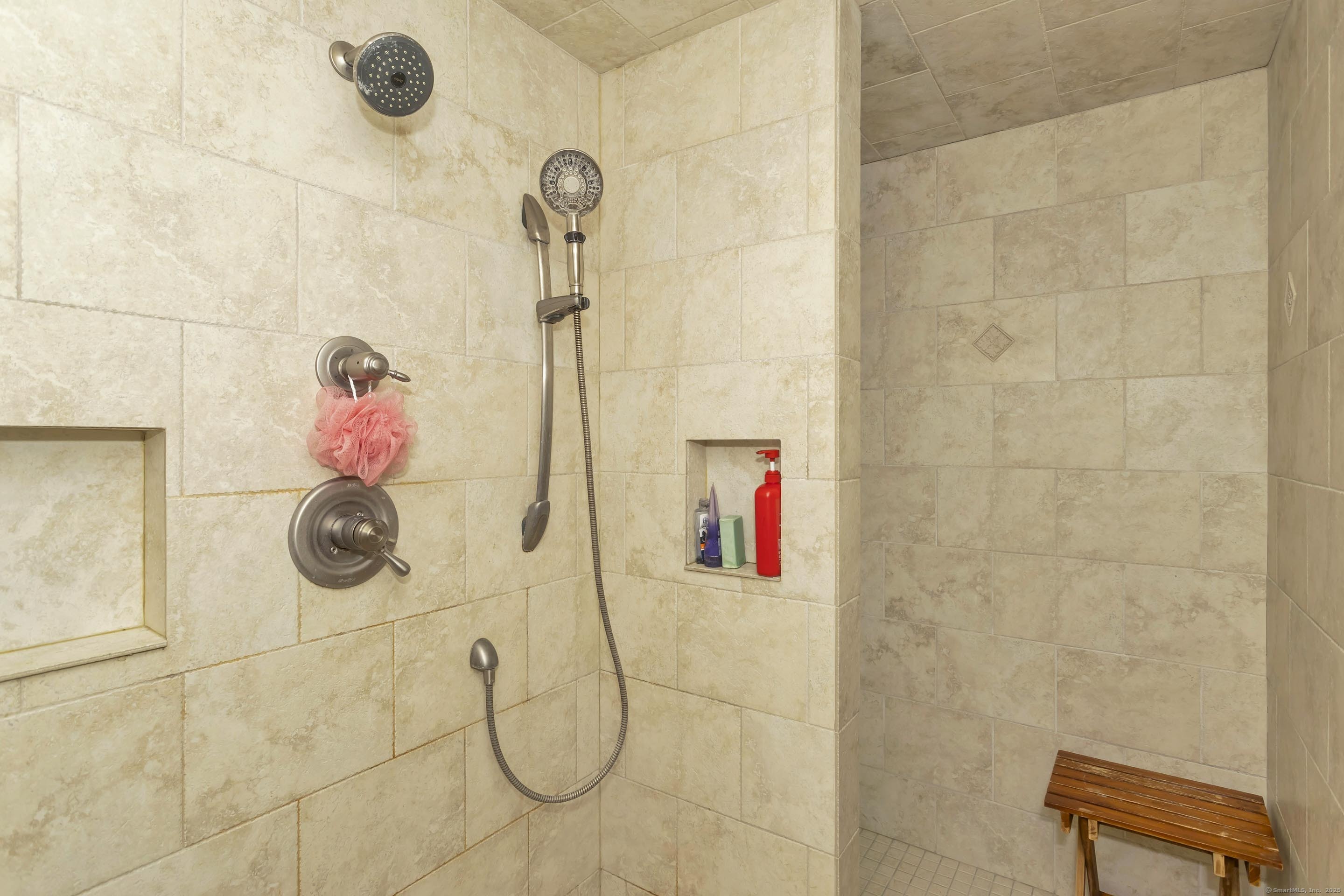 57 Kildeer Lane Suffield, CT 06078 - Photo 32 of 37 a bathroom with a shower