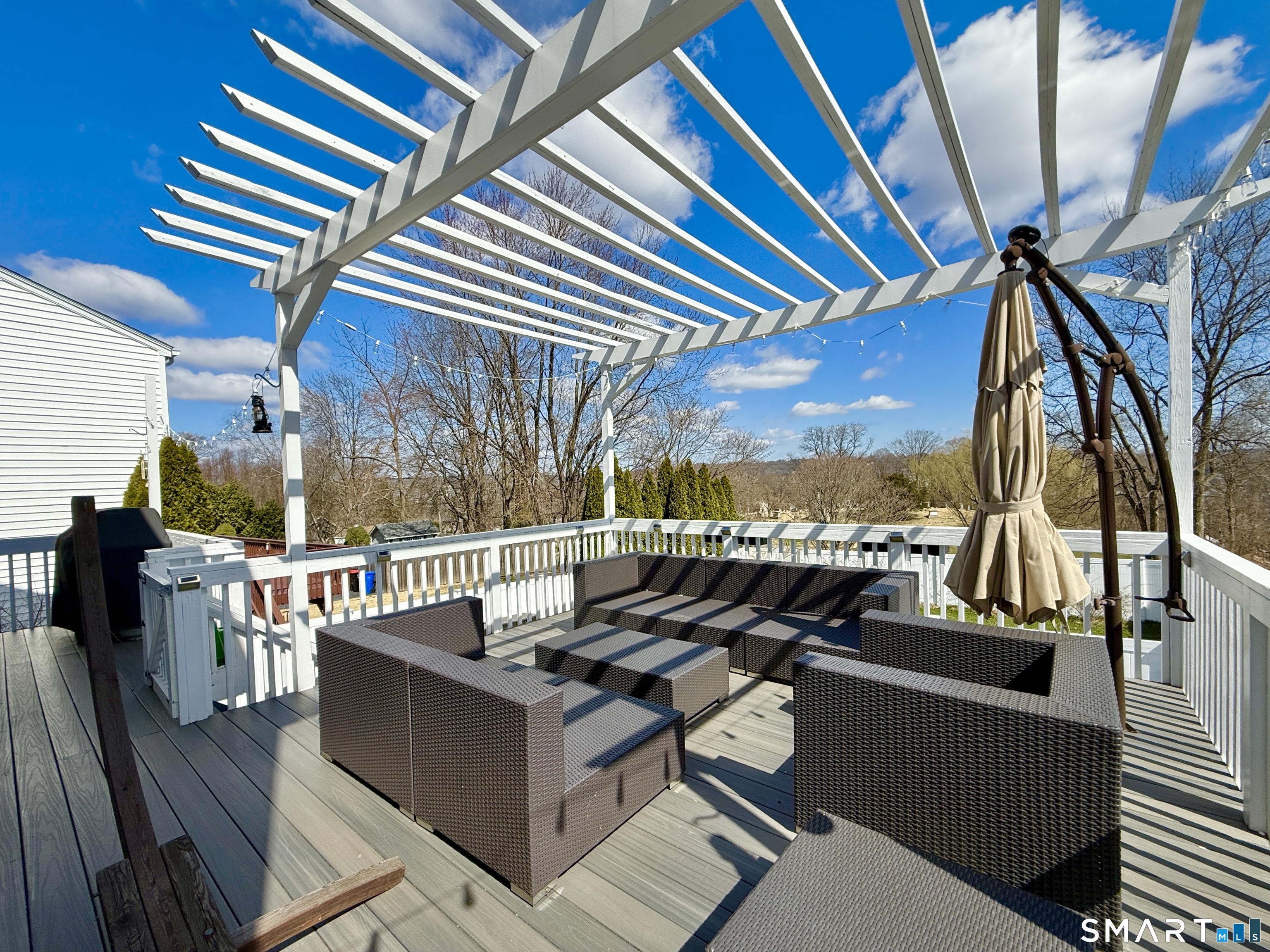 49 Spring Hill Avenue Norwalk, CT 06850 - Photo 11 of 27 Catch The Sunshine Here!