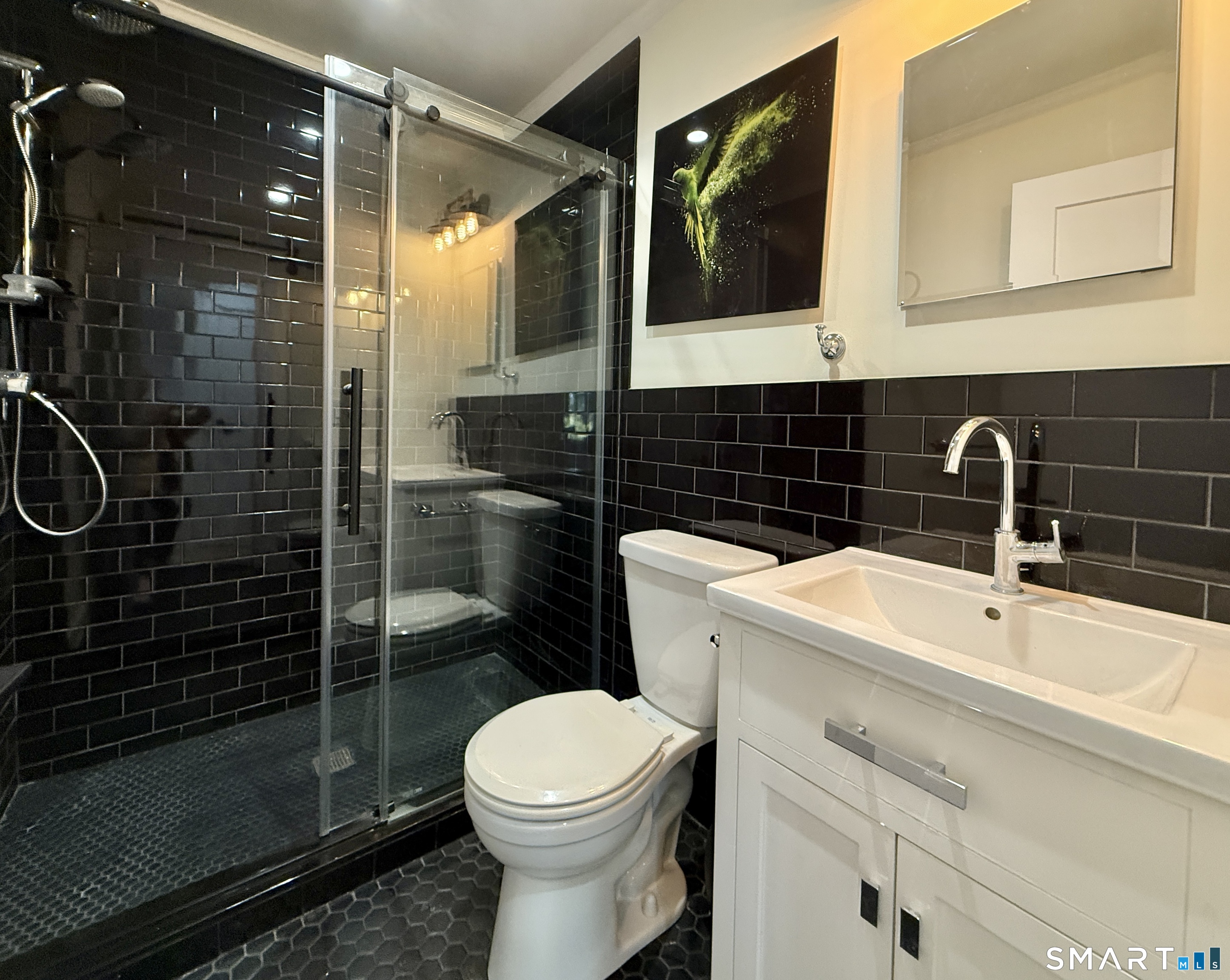 49 Spring Hill Avenue Norwalk, CT 06850 - Photo 13 of 27 1st Floor Full Bath