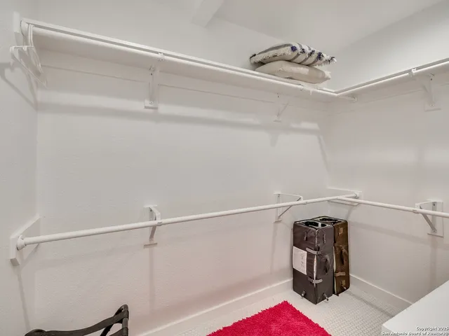 $845,000 | 337 West Hackberry Street, Fredericksburg, TX 78624