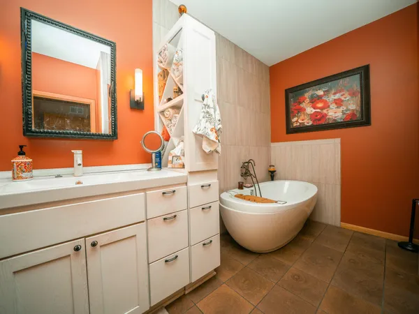 $880,000 | 8964 Eyota Way, Onamia, MN 56359