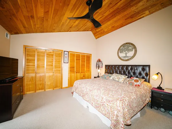 $880,000 | 8964 Eyota Way, Onamia, MN 56359