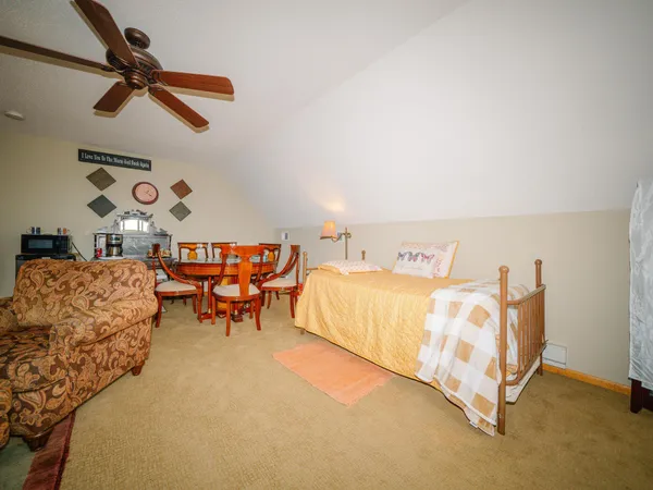 $880,000 | 8964 Eyota Way, Onamia, MN 56359