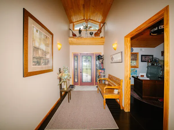 $880,000 | 8964 Eyota Way, Onamia, MN 56359