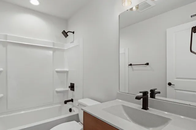 $479,900 | N6285 Blarney Stone, Brodhead, WI 53520