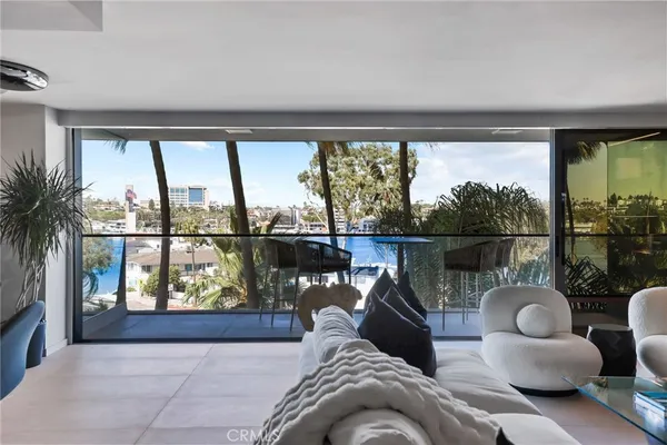 $17,000 | 601 Lido Park Drive, Newport Beach, CA 92663
