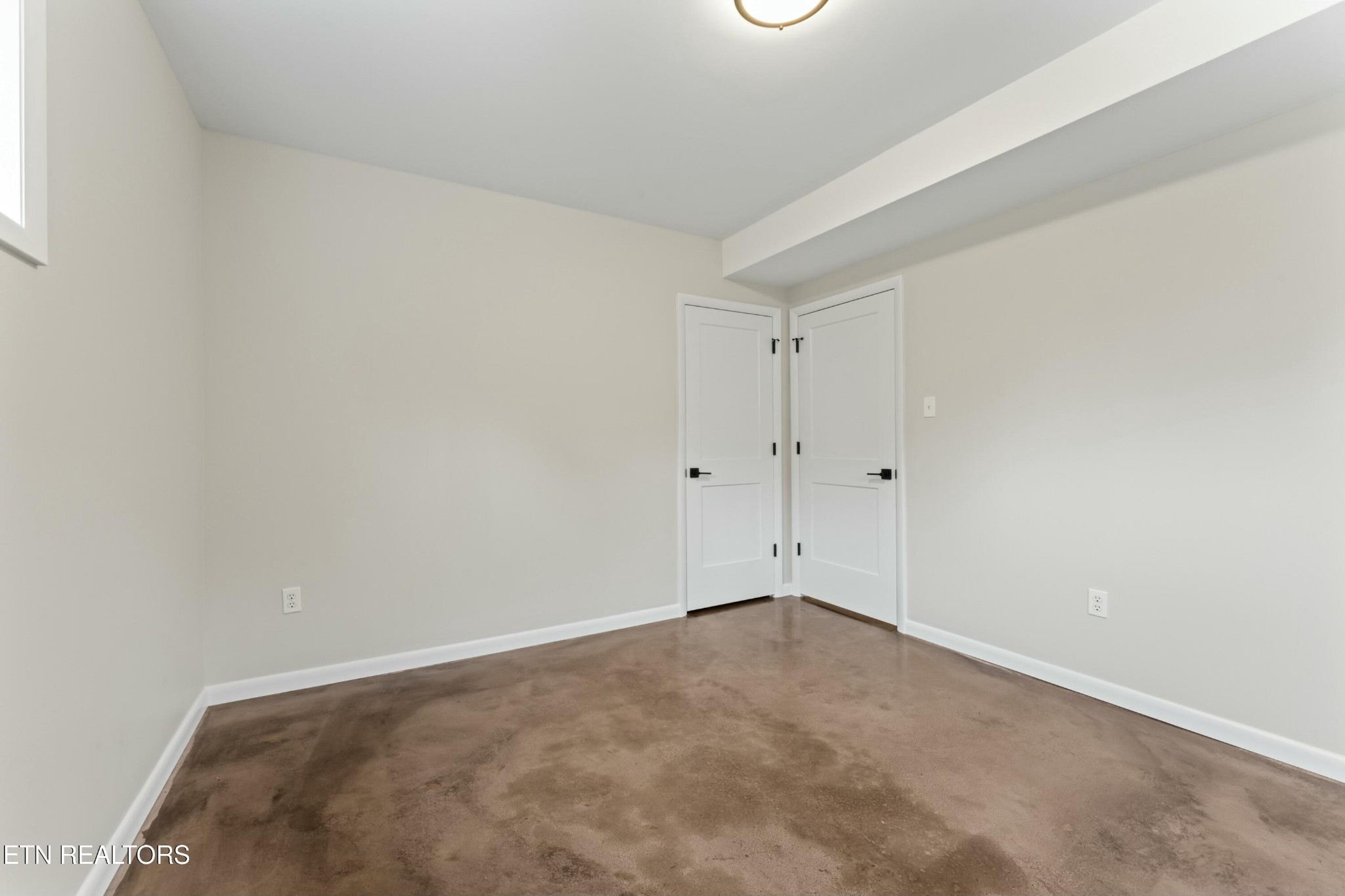 2229 Tooles Bend Road Knoxville, TN 37922 - Photo 29 of 41 a view of an empty room