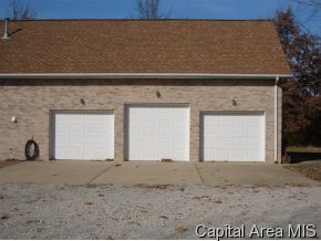 7790 Kunz Road Rochester, IL 62563 - Photo 10 of 12