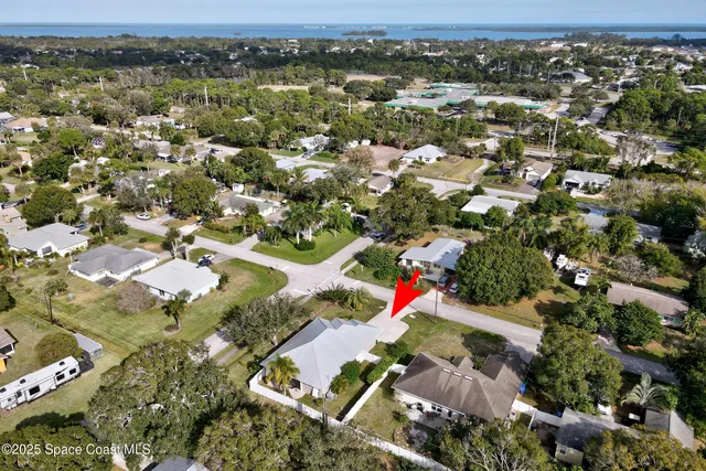 $389,000 | 402 Toledo Street, Sebastian, FL 32958