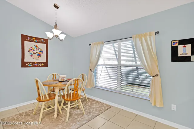 $389,000 | 402 Toledo Street, Sebastian, FL 32958