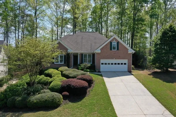 $2,700 | 4735 Dartmoor Lane, Suwanee, GA 30024
