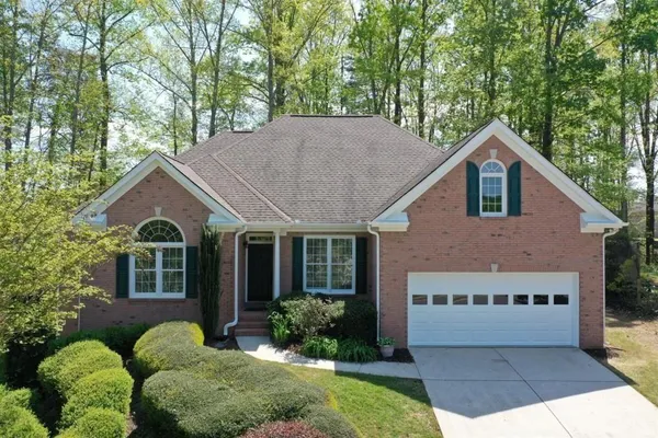 $2,700 | 4735 Dartmoor Lane, Suwanee, GA 30024