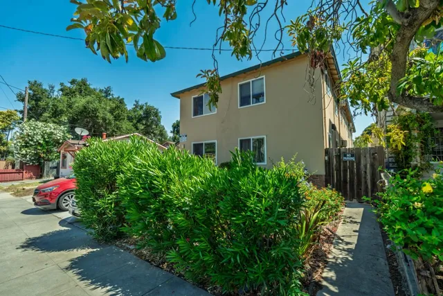a house that has a lot of plants in it
