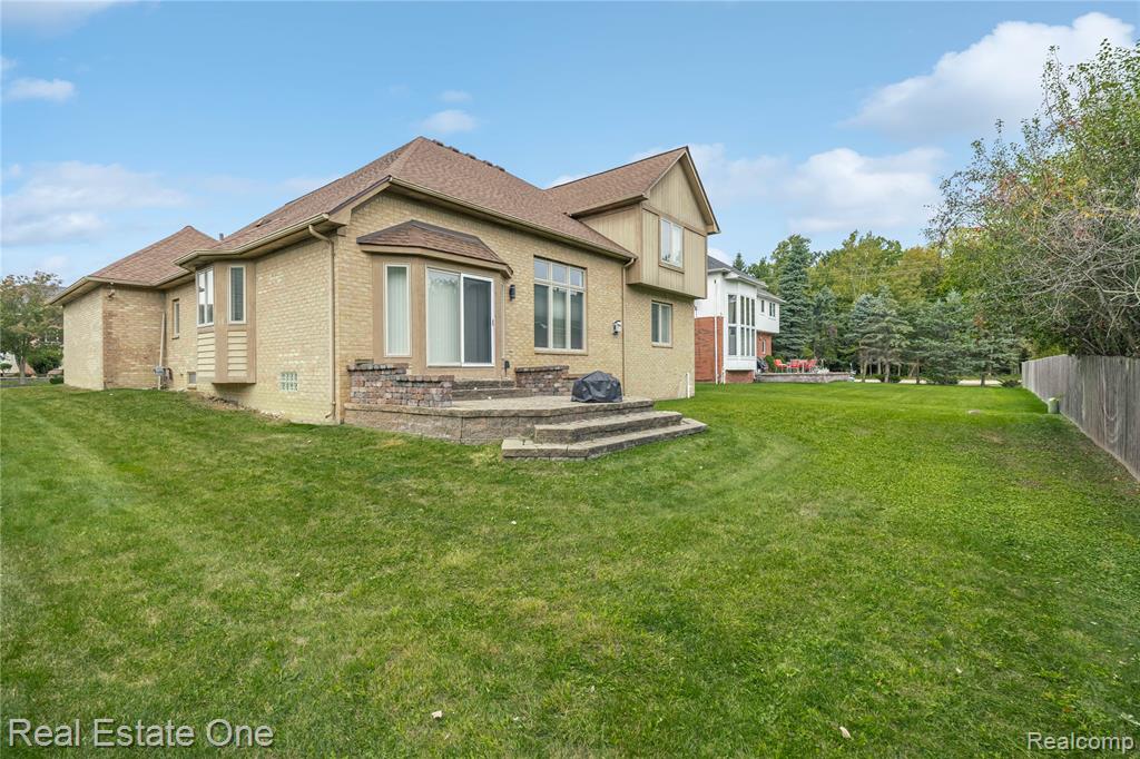 2025 Somerville Road Rochester Hills, MI 48307 - Photo 42 of 51