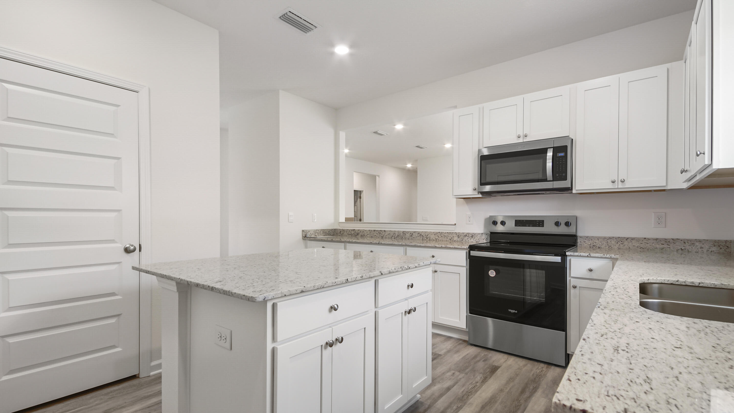 8 Parkside Street Freeport, FL 32439 - Photo 11 of 35 DSC06647..