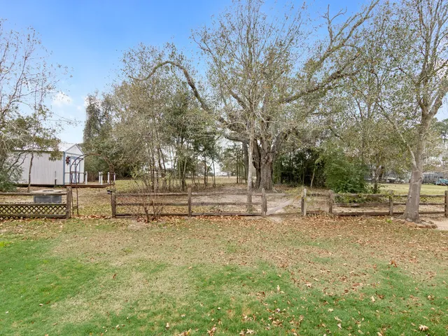 $3,200 | 6130 Homeland Lane, Brenham, TX 77833