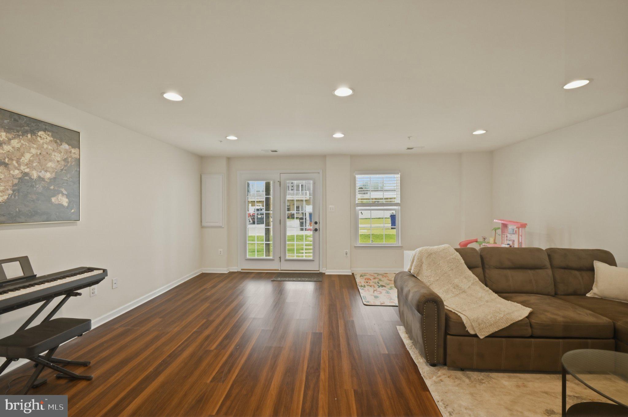 6357 Walcott Lane Frederick, MD 21703 - Photo 30 of 35 Bright and inviting living space.