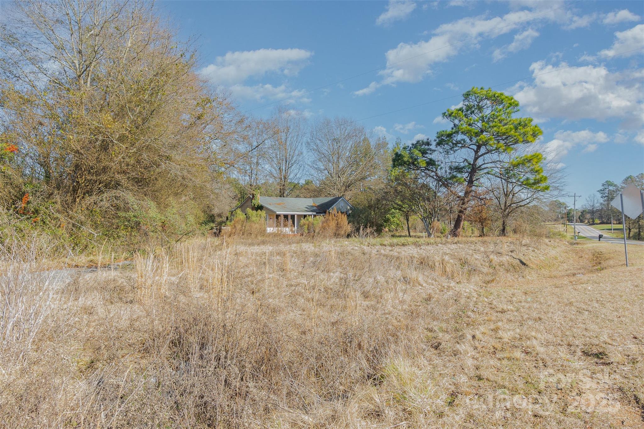 1950 Holbrook Road Fort Mill, SC 29715 - Photo 6 of 16 a view of a yard