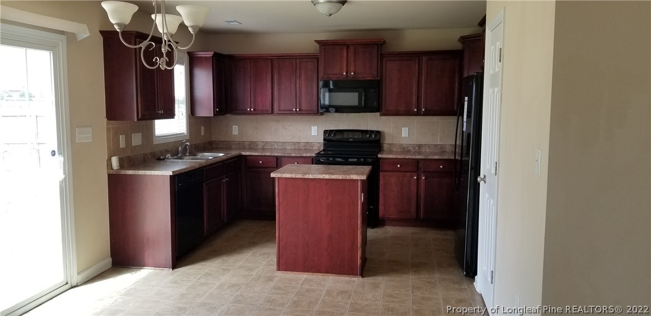 2016 Yellowbrick Road Fayetteville, NC 28314 - Photo 6 of 26 Gallery Image 6