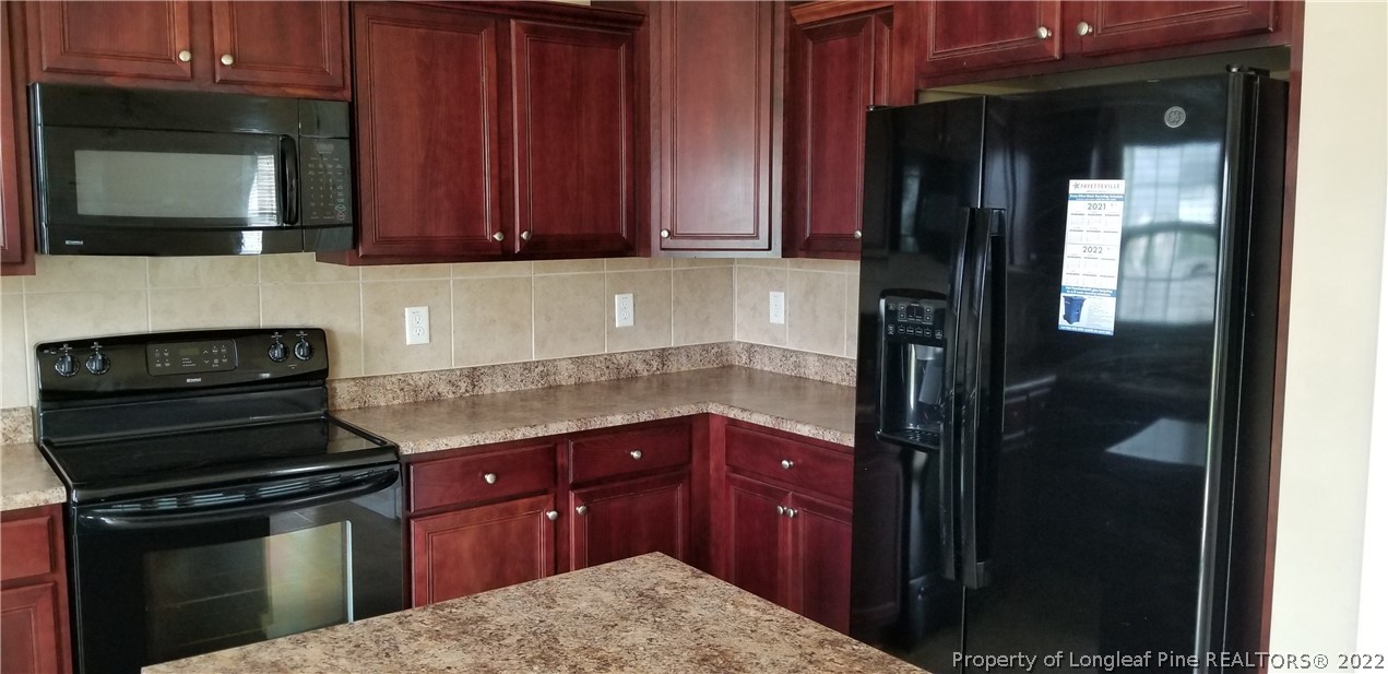 2016 Yellowbrick Road Fayetteville, NC 28314 - Photo 7 of 26 Gallery Image 7