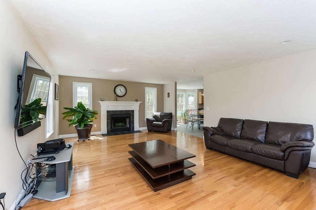 2 Brownloaf Road Groton, MA 01450 - Photo 9 of 23