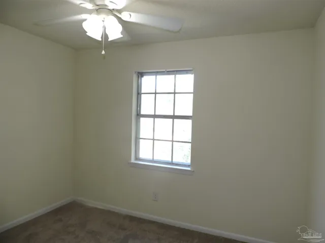 $1,350 | 728 North Fairfield Drive, Pensacola, FL 32506