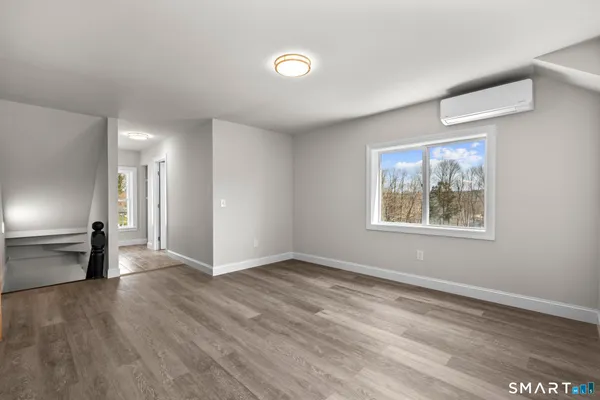 $459,900 | 18 Baltic Road, Norwich, CT 06360
