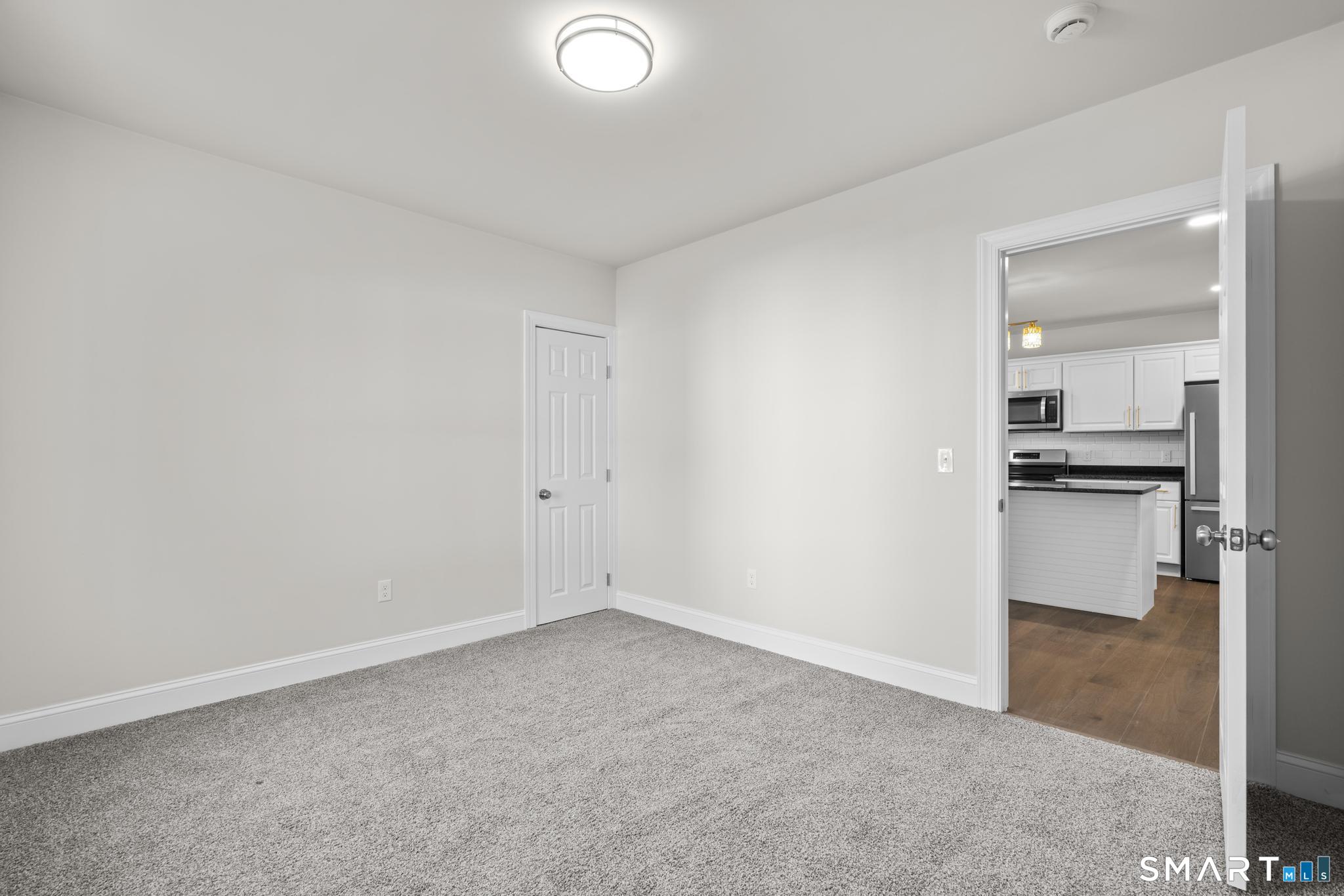 18 Baltic Road Norwich, CT 06360 - Photo 9 of 37