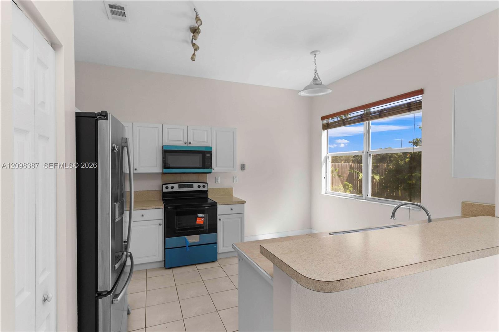2001 Northeast 40th Road Homestead, FL 33033 - Photo 8 of 32 Gallery Image 8