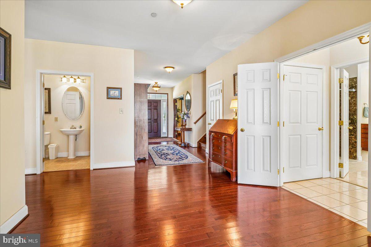12195 Potomac View Road Newburg, MD 20664 - Photo 15 of 91 Hall