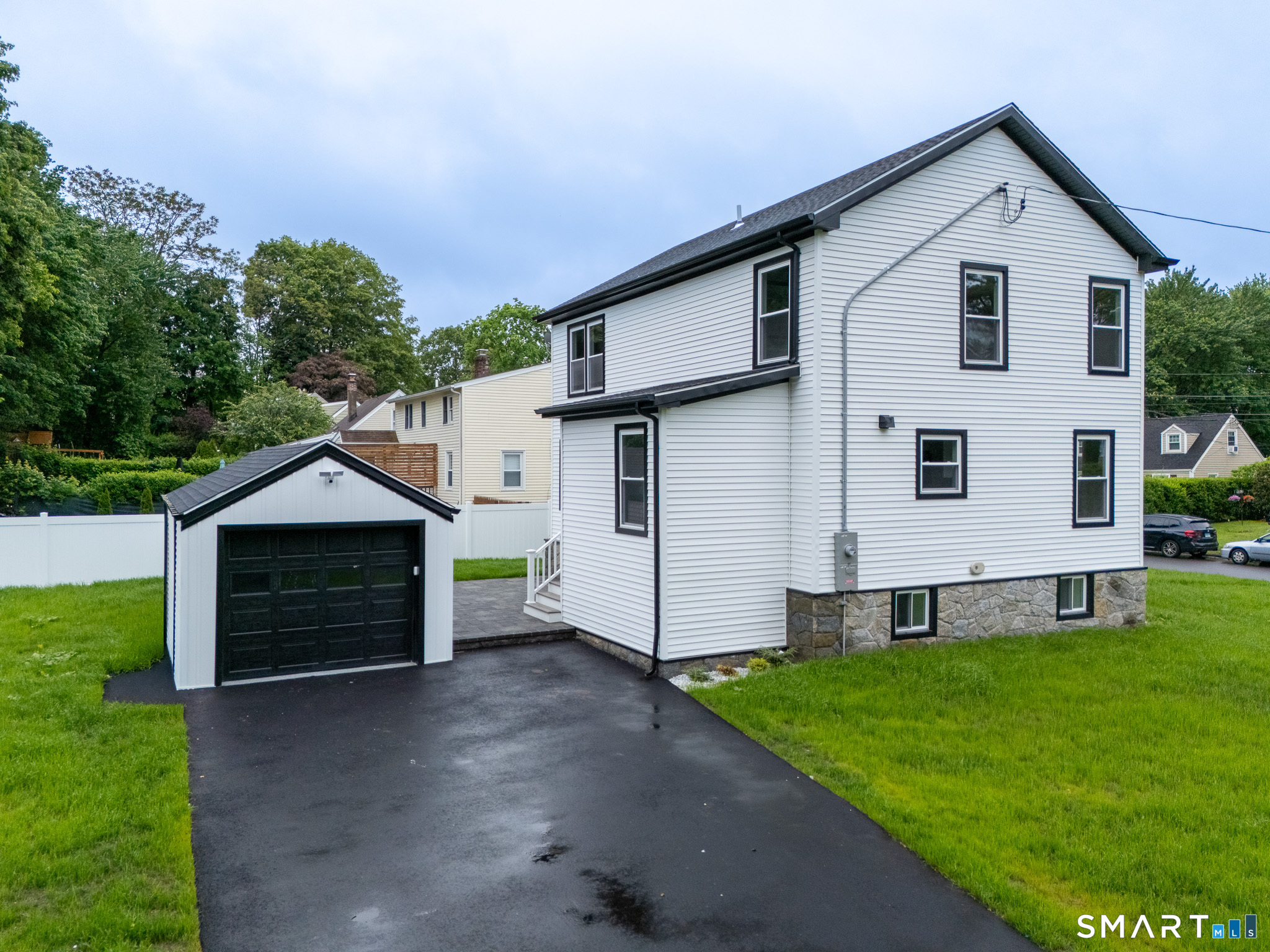 10 Cutrone Road Norwalk, CT 06850 - Photo 36 of 40