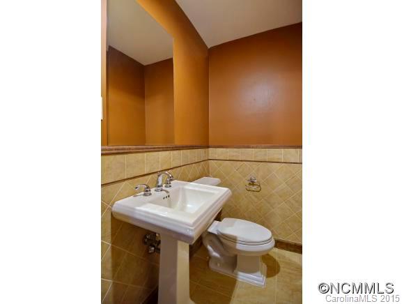 327 Vanderbilt Road Asheville, NC 28803 - Photo 13 of 24 Gallery Image 13