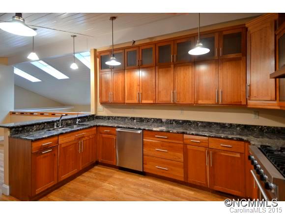 327 Vanderbilt Road Asheville, NC 28803 - Photo 9 of 24 Gallery Image 9