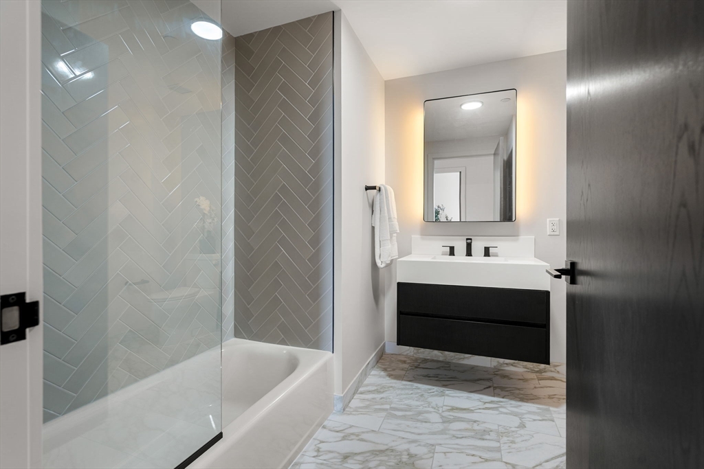 55 Lagrange Street, Unit 1805 Boston, MA 02116 - Photo 17 of 31