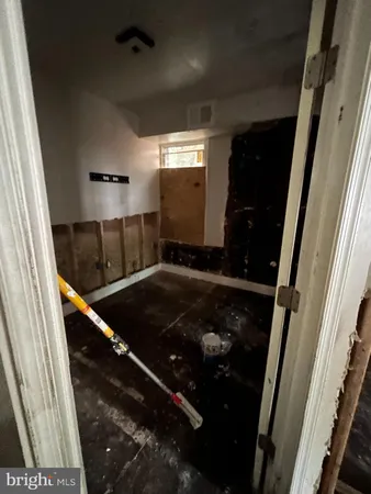 a view of a storage & utility room