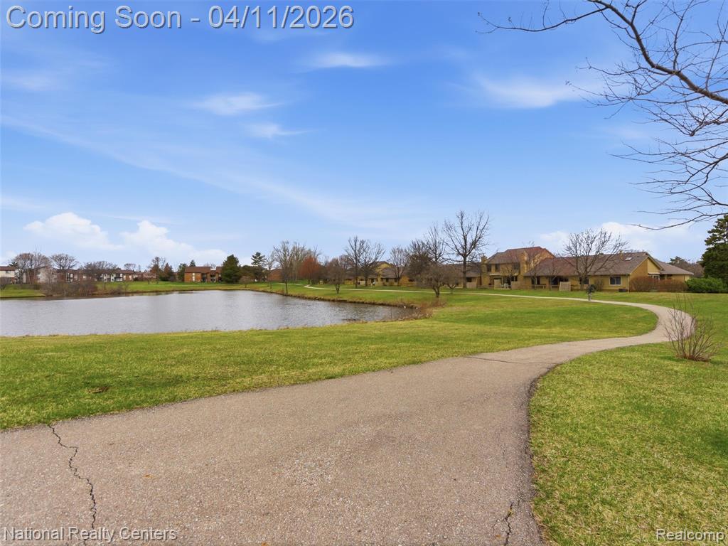614 Tennyson Rochester, MI 48307 - Photo 36 of 41