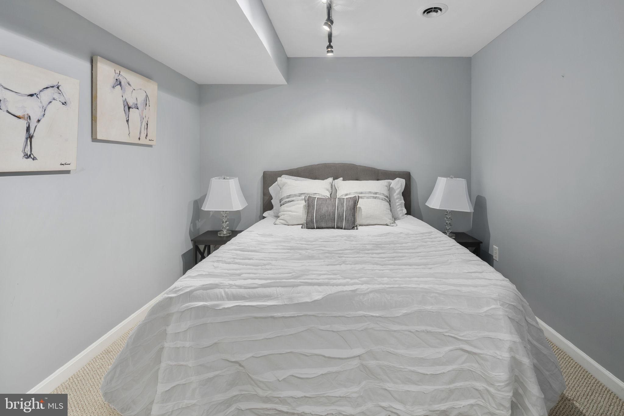 5708 Ridge View Drive Alexandria, VA 22310 - Photo 32 of 45 Gallery Image 32